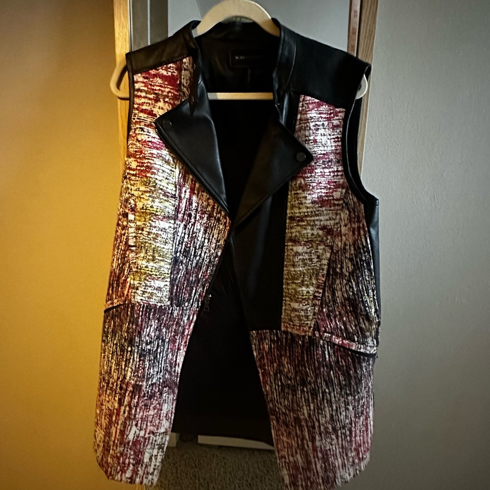 Bcbg print vest